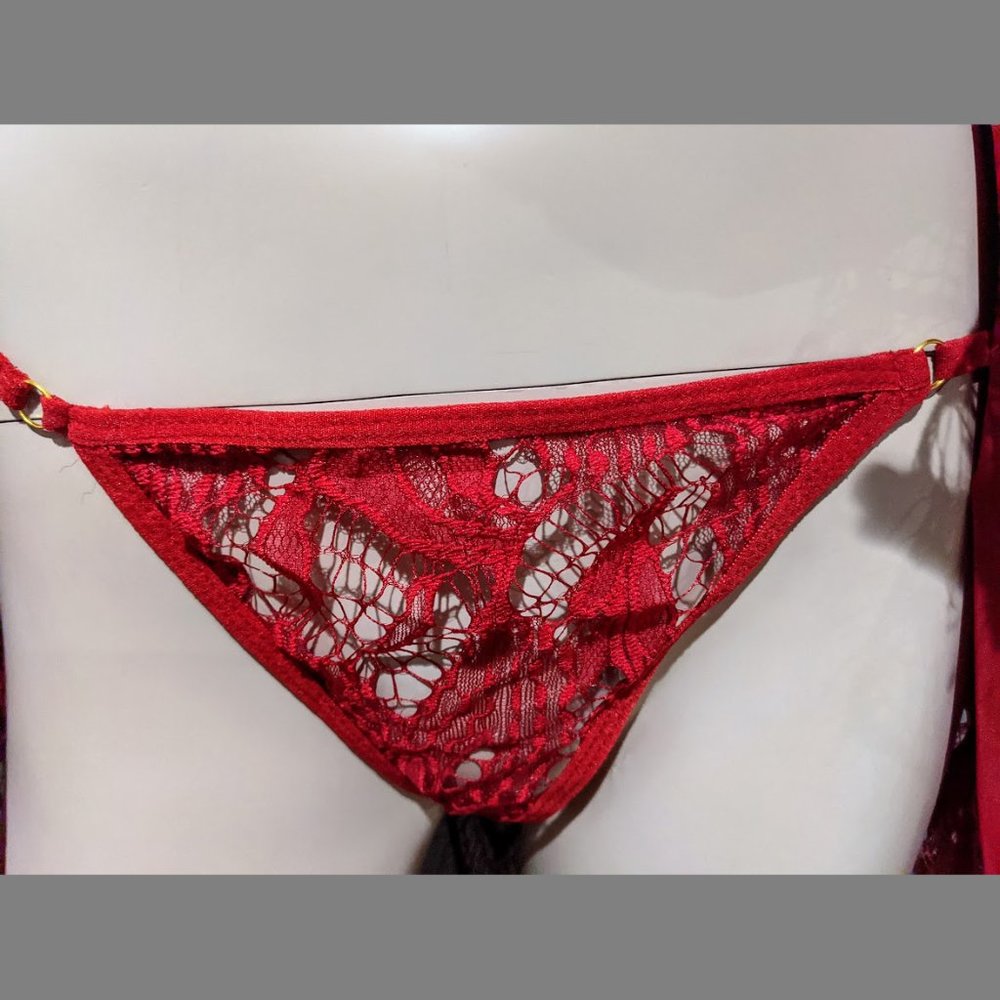 Red Hollow Lingerie Set - Picture 8 of 9